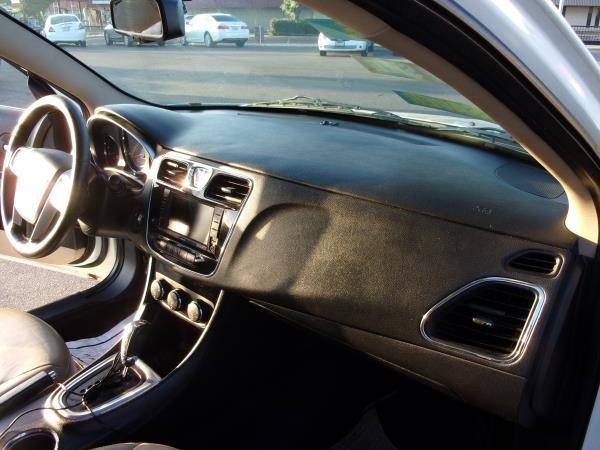2011 CHRYSLER 200 - - by dealer - vehicle automotive for sale in Modesto, CA – photo 10