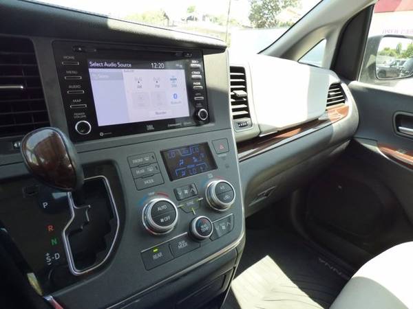 2018 Toyota Sienna Limited Premium van Silver Sky Metallic - cars & for sale in Oakland, CA – photo 13