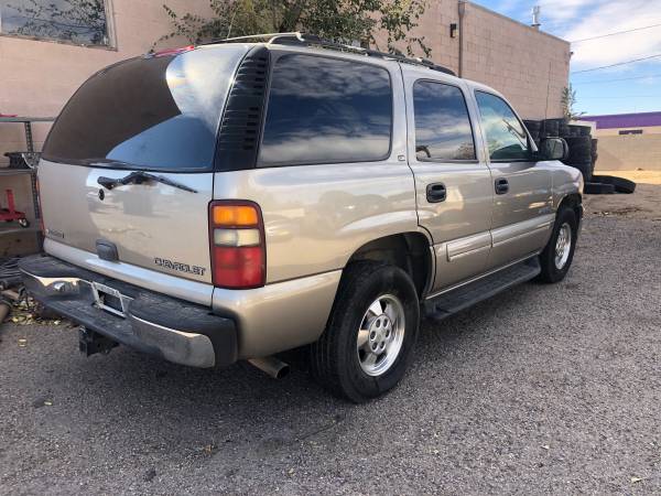 2000 Chevy Tahoe - cars & trucks - by owner - vehicle automotive sale for sale in Albuquerque, NM – photo 2