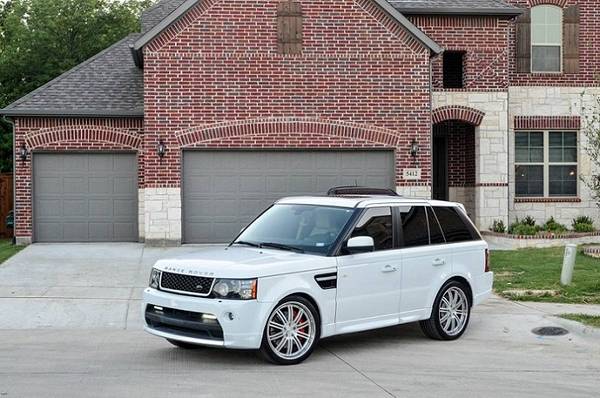 2012 Range Rover Autobiography comfortably and smooth for sale in Chillicothe, IL
