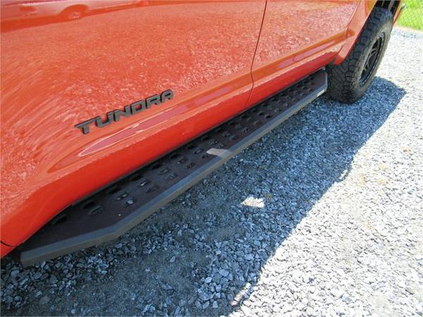 2015 TOYOTA TUNDRA CREWMAX SR5, Orange APPLY ONLINE for sale in Summerfield, VA – photo 18