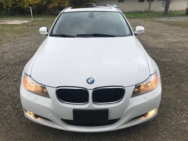 2011 BMW 328xi, LEATHER, LOW MILES, ROOF, WARRANTY. - cars & trucks... for sale in Mount Pocono, PA – photo 2