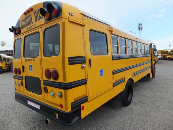 2007 Thomas 44 passenger Special Needs School Bus mfd on FS65 for sale in Phoenix, AZ – photo 3