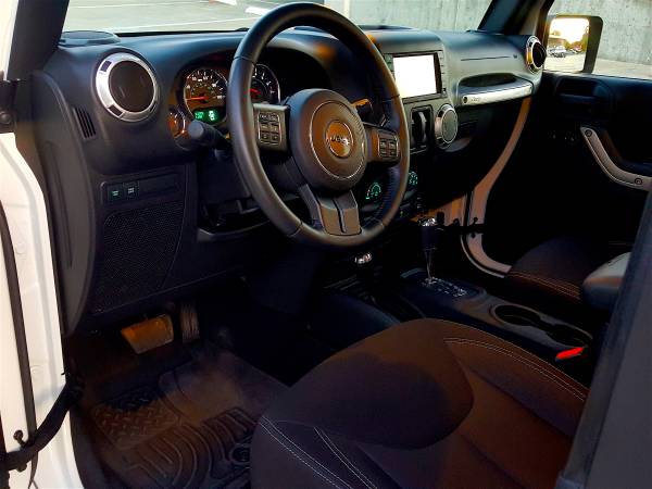 Amazing 2015 Jeep Wrangler Rubicon /loaded ! for sale in Burlingame, CA – photo 17