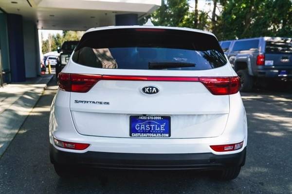 2019 Kia Sportage Certified LX SUV - - by dealer for sale in Lynnwood, OR – photo 9