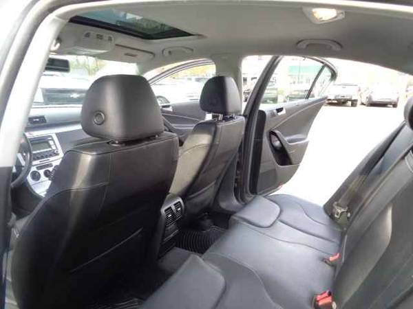 2008 Volkswagen Passat Komfort 2 0L I4 F DOHC 16V for sale in Purcellville, District Of Columbia – photo 8