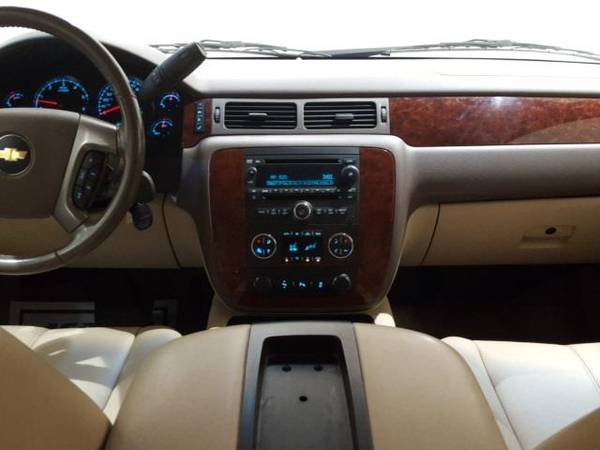 2013 Chevrolet Suburban 1500 LT - SUV for sale in Comanche, TX – photo 10