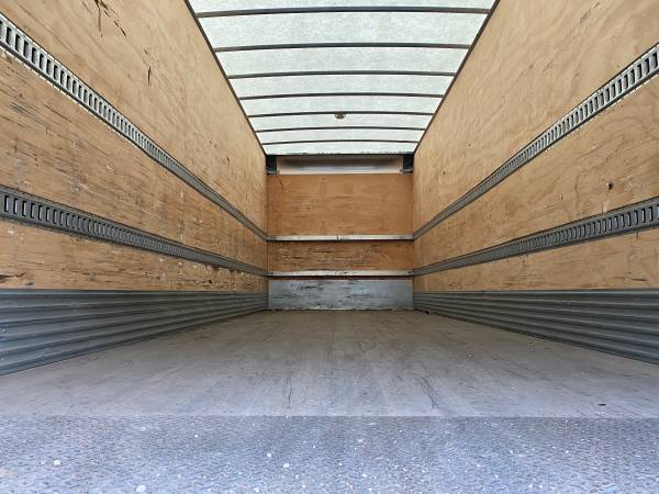 2015 Hino 268A 26' Box Truck ***DIESEL****STRAIT TRUCK - cars &... for sale in Swartz Creek,MI, IA – photo 15