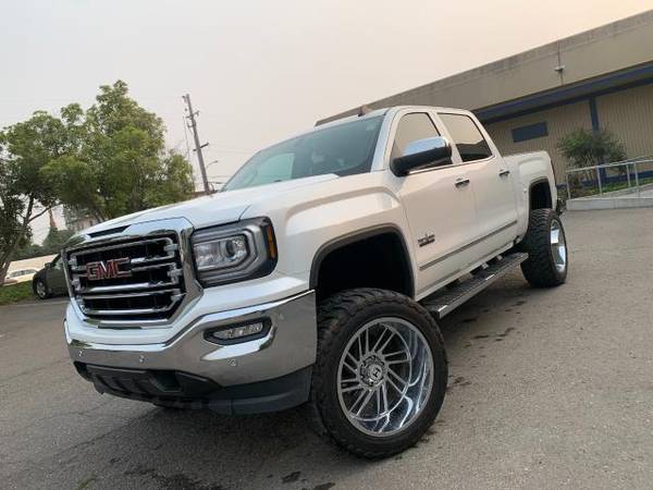 2017 GMC Sierra 1500 Crew Cab SLT ~ One Owner ~ 23K Miles ~... for sale in San Leandro, CA – photo 4
