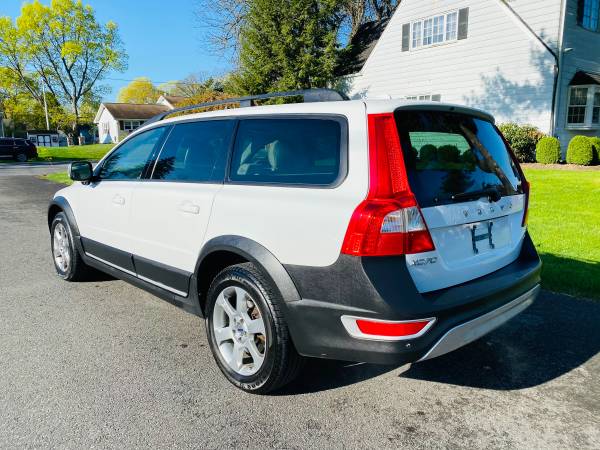 2008 VOLVO XC70 3 2 WAGON ( CLEAN CARFAX ) - - by for sale in West Sand Lake, NY – photo 9