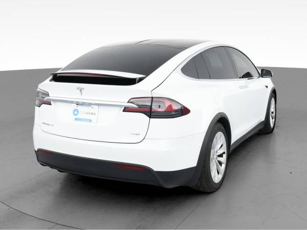 2017 Tesla Model X 75D Sport Utility 4D suv White - FINANCE ONLINE -... for sale in Chesapeake , VA – photo 10
