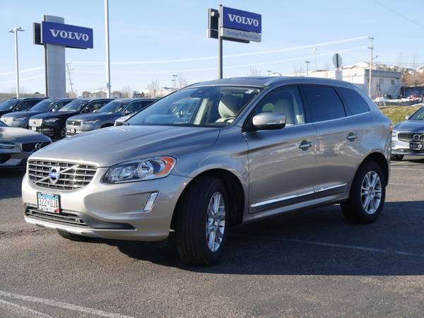 2016 Volvo XC60 T5 Premier - cars & trucks - by dealer - vehicle... for sale in Maplewood, MN – photo 7