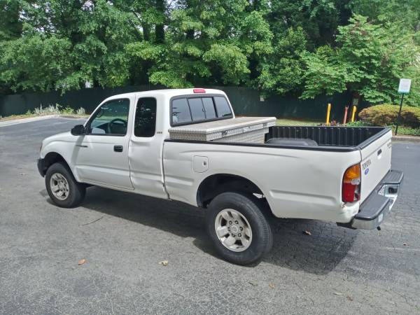 2000 Toyota Tacoma prerunner 4 CYLINDER auto - - by for sale in Lawrenceville, GA – photo 9