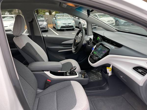 2017 Chevrolet Bolt EV LT Electric Vehicle 13,000 miles 238 miles -... for sale in Walpole, MA – photo 21
