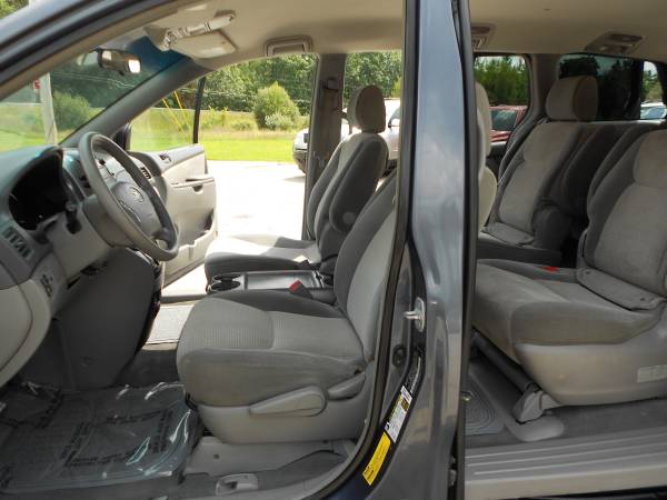 Toyota Sienna Reliable 7 Passenger Mini Van **1 Year Warranty** for sale in Hampstead, MA – photo 21