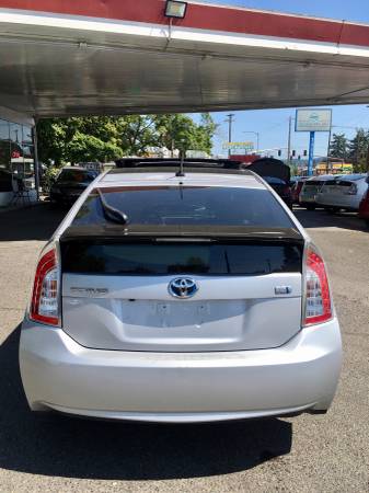 2014 Toyota Prius III 42K Miles Solar Panel & Sunroof for sale in Portland, OR – photo 7