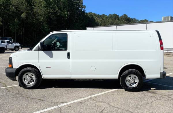 2015 Chevrolet Express 3500 Cargo Van Diesel RWD for sale in Chattanooga, TN – photo 13
