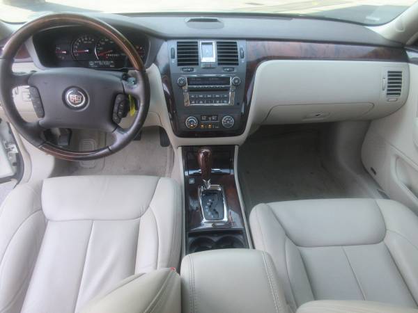 2008 CADILLAC DTS LUXURY SPORT EDTION PEARL WHITE ON TAN 84k for sale in Little Rock, AR – photo 22