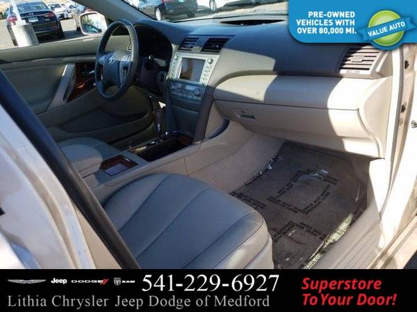 2009 Toyota Camry 4dr Sdn V6 Auto XLE - cars & trucks - by dealer -... for sale in Medford, OR – photo 10