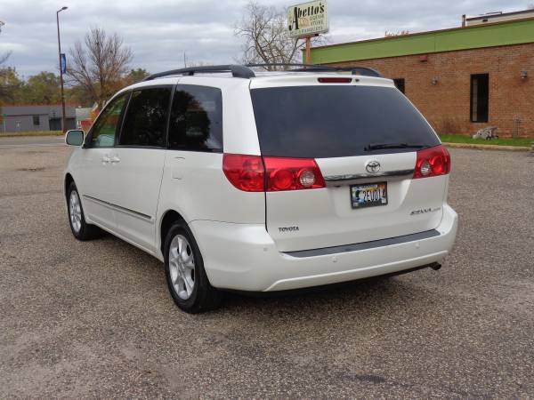 2006 Toyota Sienna XLE Limited - 1 OWNER CAR for sale in Saint Paul, MN – photo 3