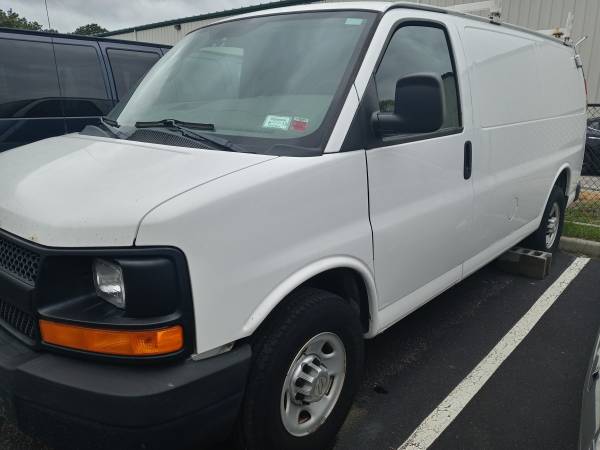 2010 CHEVY EXPRESS VAN FOR PARTS OR REPAIR - - by for sale in Plainview, NY – photo 3
