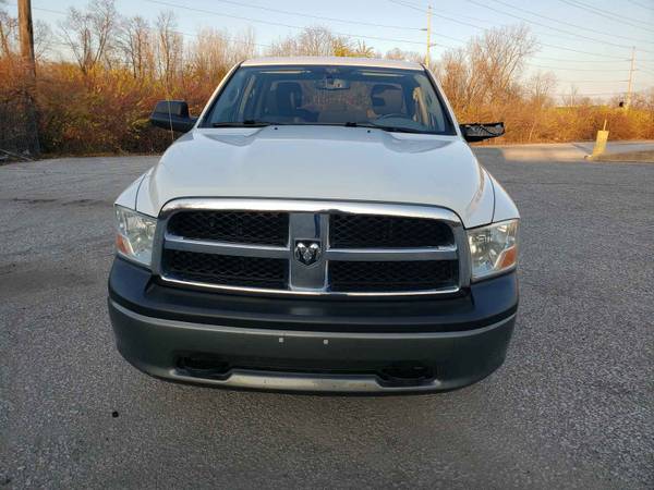 2011 Ram 1500 Quad cab SLT 4x4 - cars & trucks - by owner - vehicle... for sale in Fort Wayne, IN – photo 4