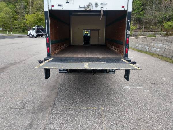 2013 Chevrolet Express Box Truck for sale in Allison Park, PA – photo 8