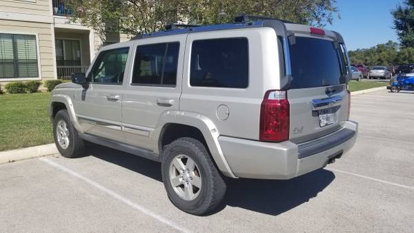 2006 Jeep Commander Limited 4x4 for sale in Seguin, TX – photo 2