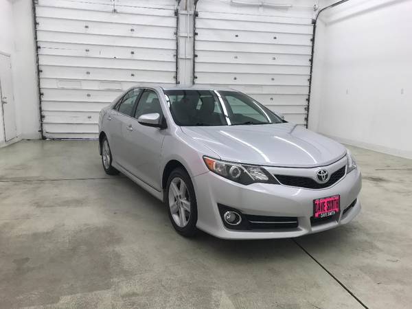 2014 Toyota Camry SE - - by dealer - vehicle for sale in Kellogg, MT – photo 2