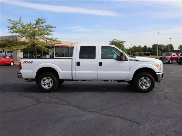 2014 Ford F250 F250 F 250 F-250 truck XLT - Ford White for sale in Grand Blanc, MI – photo 8