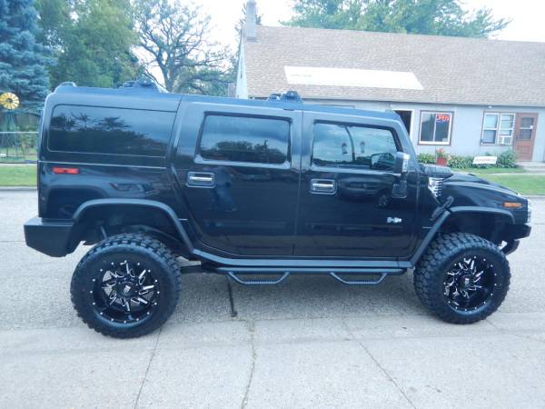 2005 HUMMER H2 4dr Wgn SUV - Easy Financing Available! for sale in Oakdale, MN – photo 8