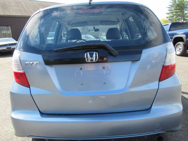 2011 HONDA FIT LX ALL POWER OPTIONS GAS SAVER SHARP RIDE for sale in Johnson City, NY – photo 5