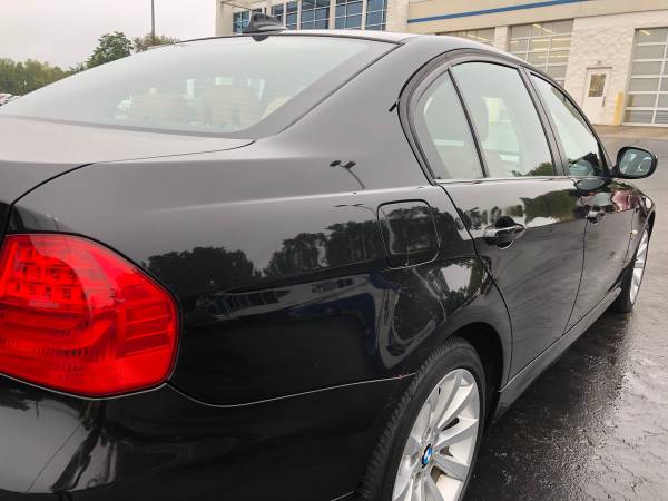 Low Mileage! 2011 BMW 328XI! AWD! Loaded! Clean Carfax! for sale in Ortonville, OH – photo 11