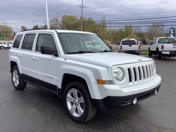Clean Carfax! 2014 Jeep Patriot Latitude! 4x4! Nice! for sale in Ortonville, OH – photo 7