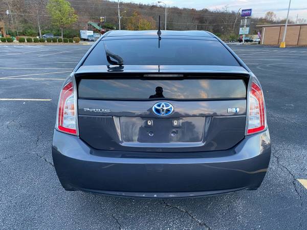 2013 Toyota Prius Four 4dr Hatchback hatchback Gray - cars & trucks... for sale in Fayetteville, AR – photo 7