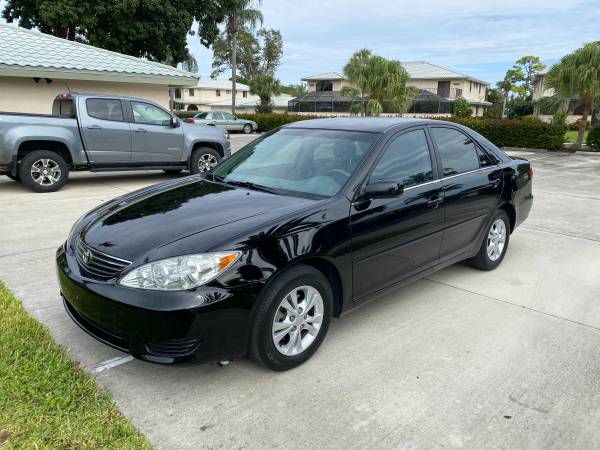 2005 Toyota Camry - cars & trucks - by owner - vehicle automotive sale for sale in Naples, FL – photo 2
