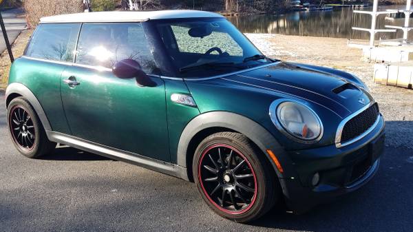 2007 Mini Cooper S Hatchback - cars & trucks - by owner - vehicle... for sale in Highland Lakes, NJ – photo 6