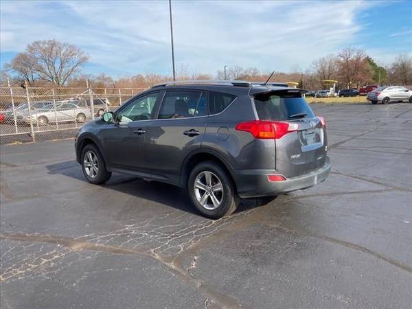 2015 Toyota RAV4 XLE - SUV - cars & trucks - by dealer - vehicle... for sale in Waterford, MI – photo 17