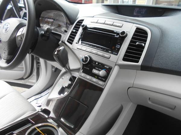 2010 Toyota Venza 4X4 I4 - - by dealer - vehicle for sale in Union, NJ – photo 10