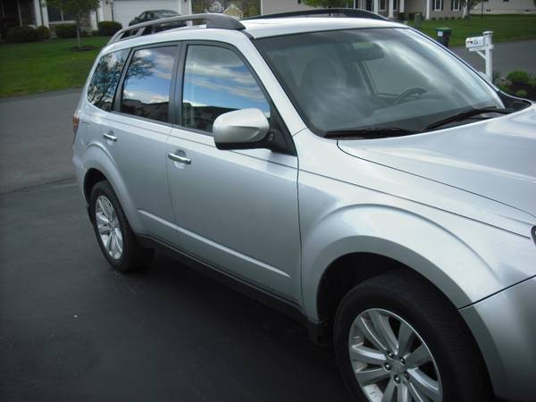 2011 Subaru Forester Limited-1 owner for sale in Watervliet, NY – photo 2