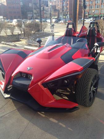 2015 Polaris Slingshot SL - cars & trucks - by owner - vehicle... for sale in Clearwater Beach, FL – photo 6