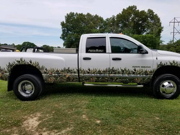 2004 Dodge Ram Cummins Diesel 4WD Dually for sale in Creal Springs, IL – photo 3