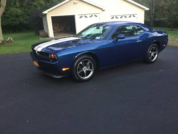 2010 Dodge Challenger LOW MILEAGE 38K for sale in Elma, NY – photo 2
