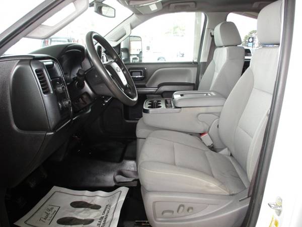 2017 Chevy Silverado 2500 HD 4x4 Crew Cab Longbed 6 6 Diesel 79k for sale in Lawrenceburg, AL – photo 9
