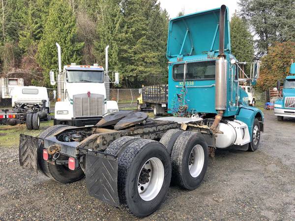 2004 Peterbilt 385 3 Axle Tractor Stock 34272 - - by for sale in Pacific, WA – photo 3