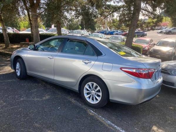 2015 Toyota Camry 4dr Sdn I4 Auto LE Sedan - - by for sale in Vancouver, OR – photo 3