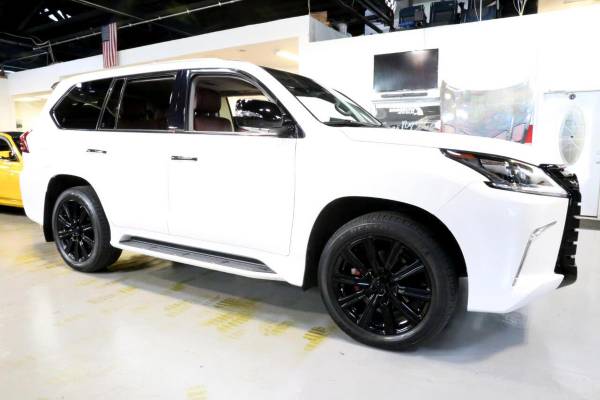 2018 Lexus LX 570 LX 570 White On Red , Third Row Seating , Rear Ent... for sale in STATEN ISLAND, NY – photo 8