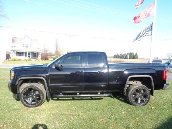 2015 GMC Sierra 1500 4WD Double Cab 143.5 - cars & trucks - by... for sale in Frankenmuth, MI – photo 2