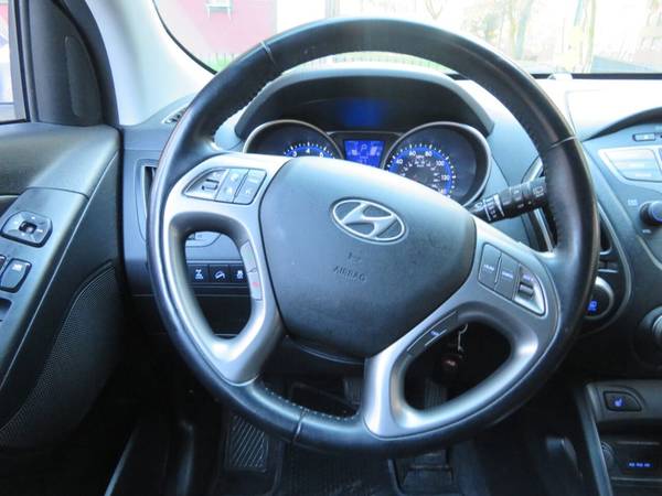 2015 Hyundai Tucson SE AWD SUV Runs & Looks Like New! - cars & for sale in Brooklyn, NY – photo 14