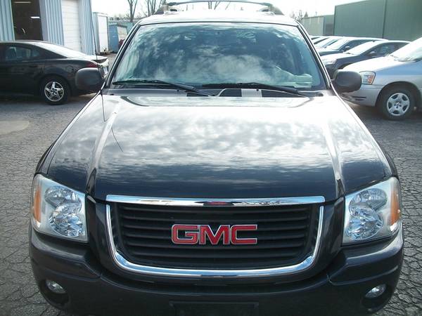2005 GMC Enjoy XL SLT, 112K miles - cars & trucks - by dealer -... for sale in Normal, IL – photo 3
